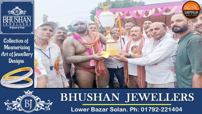 Wrestling:44वीं वार्षिक सिंघपुरा कुश्ती प्रतियोगिता का समापन,गोगी ने नाम रही कुश्ती 